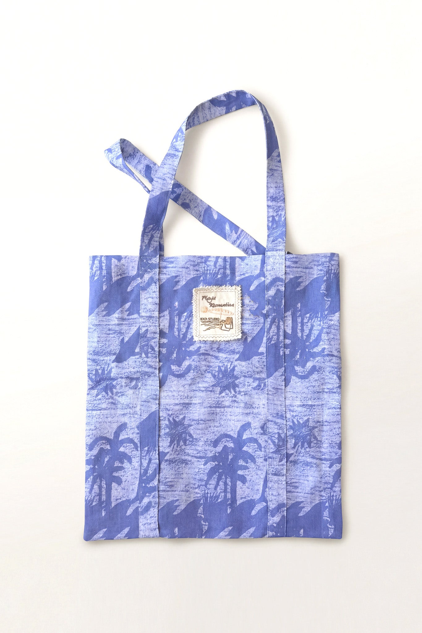 DOLPHIN CLUB TOTE